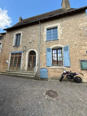 Immeuble à Parcé-sur-Sarthe