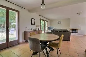 Maison à Marly-le-Roi — vignette 2