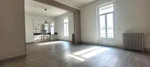 Appartement à Orange — vignette 2