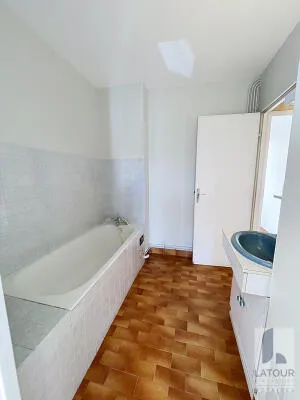 Appartement à Périgueux — vignette 5